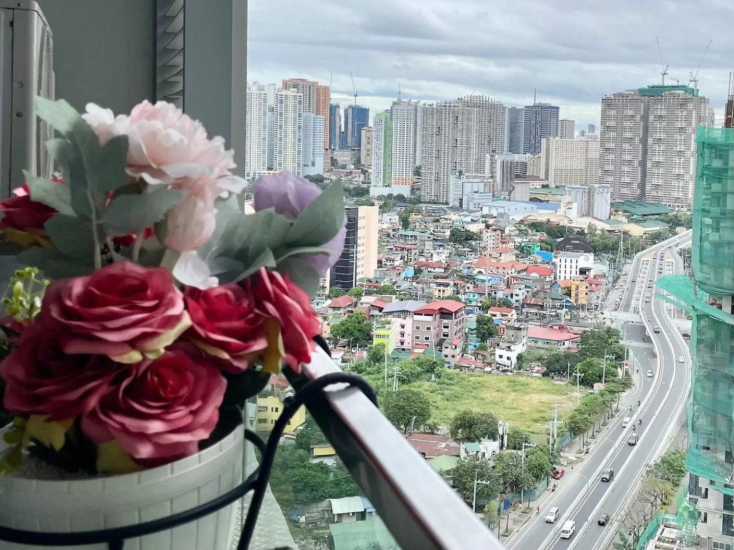 Apartment Uptown Bgc Condo Near Grand Hyatt #Upt220Q Manila