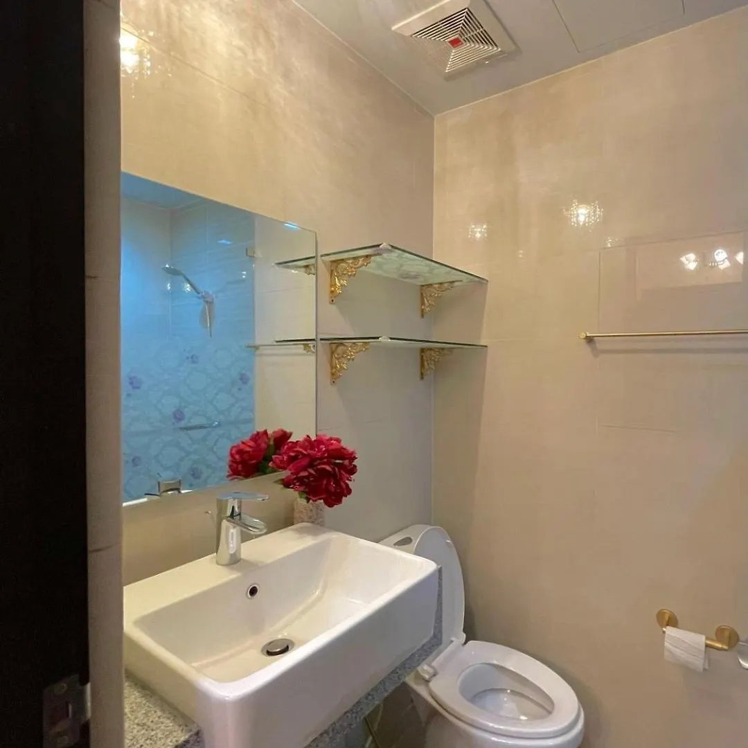 Uptown Bgc Condo Near Grand Hyatt #Upt220Q Manila 0*,  Philippines