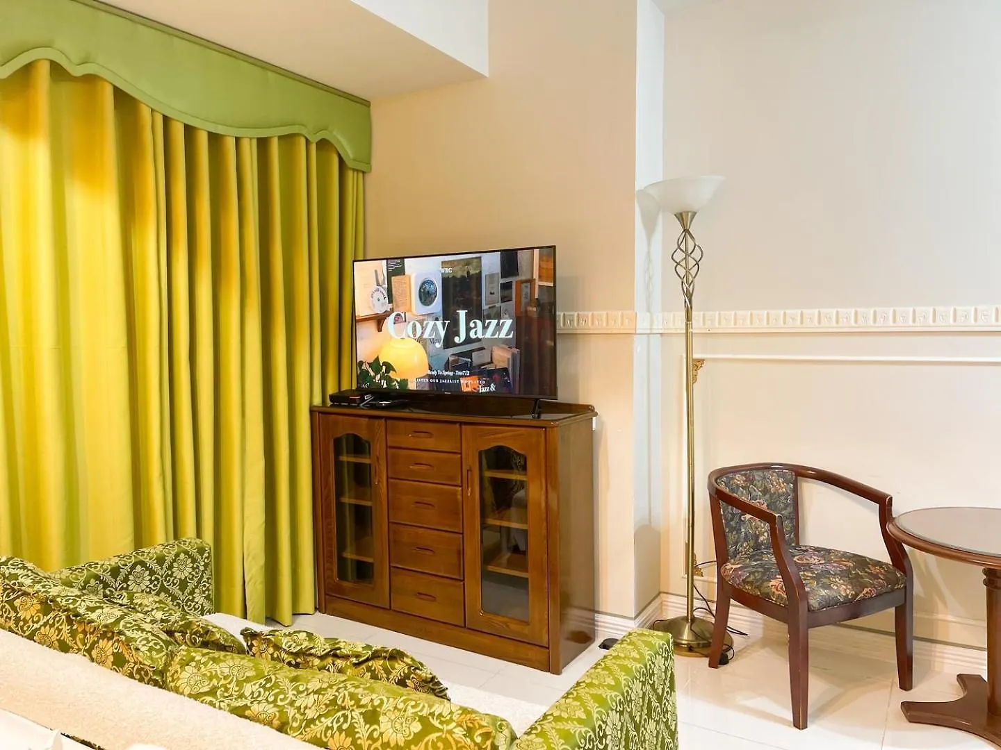 Apartment Uptown Bgc Condo Near Grand Hyatt #Upt220Q Manila